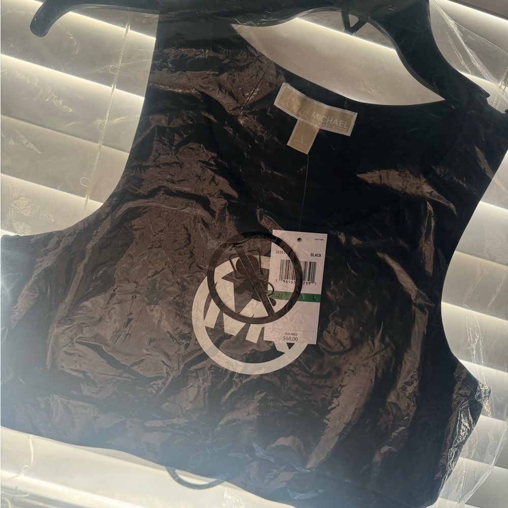 New new new / Free ship  Usa only 🩵 LARGE PINK  AND BLACK